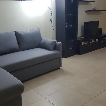 Διαμέρισμα Plaza 305 *